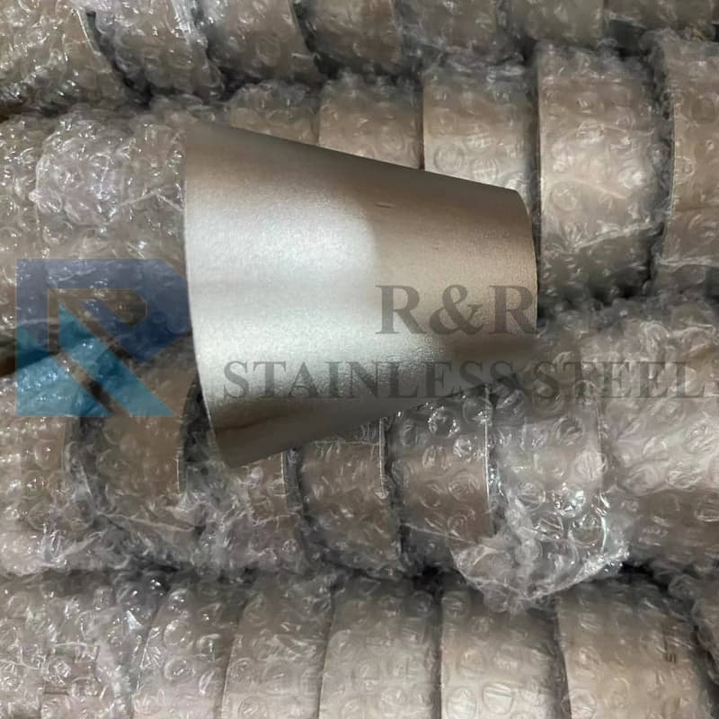 Rolling sand ISO weld Reducer
