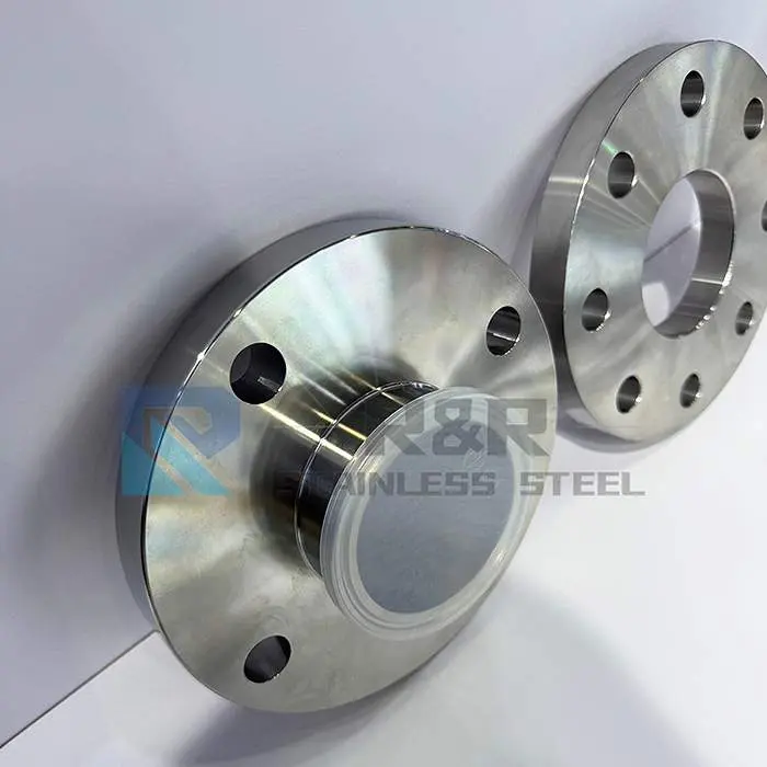 B38W Flanges