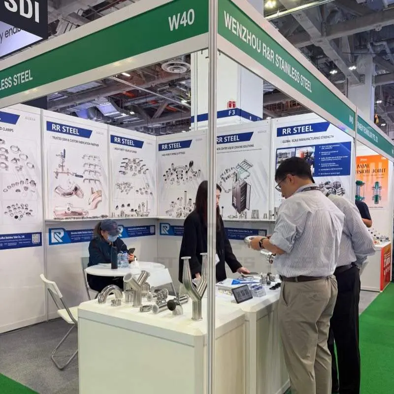 1790697892320772.jpg RR Steel discussing stainless steel components with visitors at Data Centre World Asia 2026.jpg
